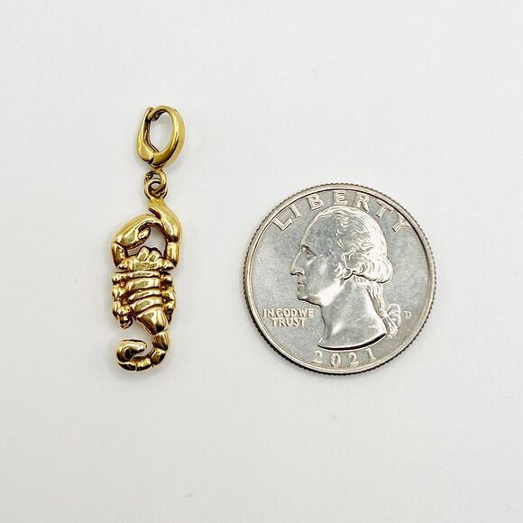 18k Yellow Gold Scorpio Charm Pendant Zodiac Signed OTC Italy - Picture 8 of 10